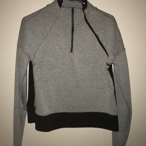 Active sweatshirt